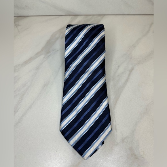 Ermenegildo Zegna Other - Ermenegildo Zegna 100% silk necktie